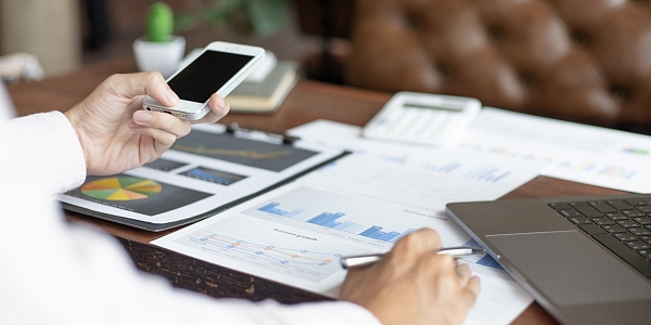 12 Tips to Improve a Business Cash Flow